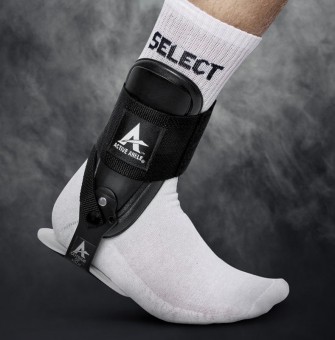 Select Active Ankle T-2 Bandage schwarz | M